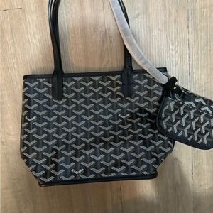 Stylish Black and Gray Tote Bag